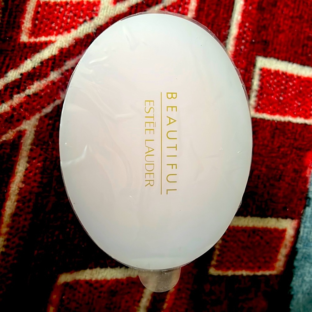 Estée Lauder beautiful